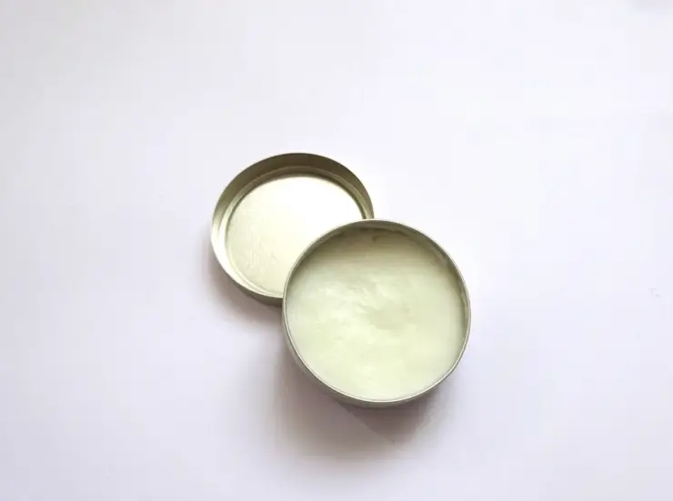 Éclairée Sheasmør til Glitterpåføring – 4 g